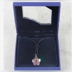 Swarovski Pink Crystal Idyllia Flower Pendant Necklace NEW With Box